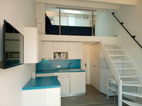 Studio villa proche village natu